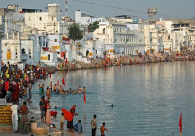Many turns to Dargah Shariff, Pushkar to celebrate New Year Eve