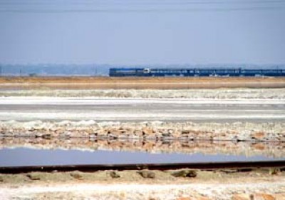 No photovoltaic solar power project in the Sambhar salt lake