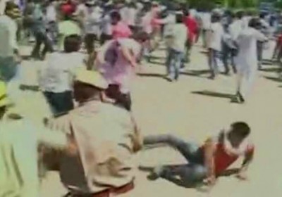 Rajasthan : 25 Students injured during clash with Police